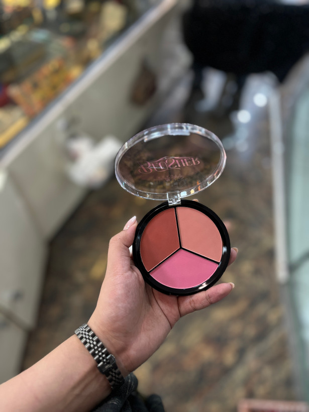 رژگونه سه رنگه ژولیوس پر پیگمنت